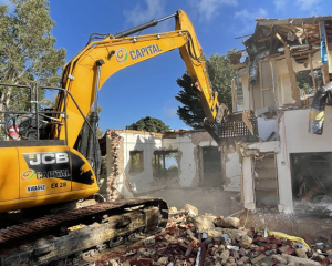 Phá Dỡ Công Trình Tại Mộc Hóa Giá Rẻ